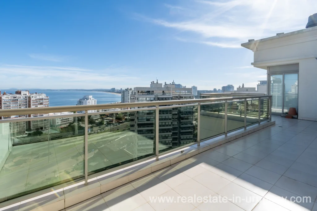 Penthouse in der Nähe der Halbinsel in Punta del Este Balcon px